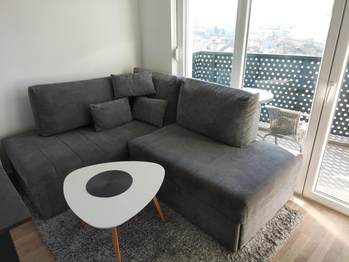 Apartmani Sarah 2 Тузла Экстерьер фото